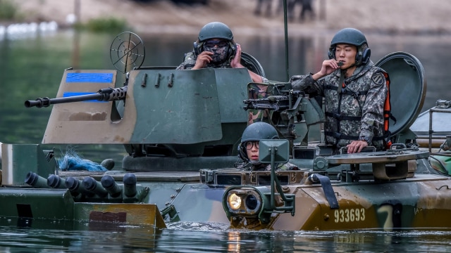 Tentara Korea Selatan (Foto: South Korean Army's 11th Mechanized Infantry Division'/Yonhap/via REUTERS)