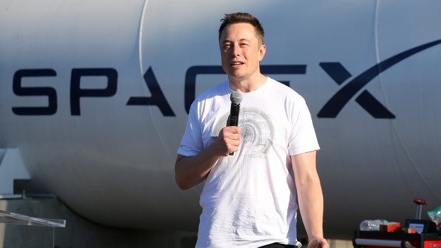 CEO SpaceX dan Tesla, Elon Musk. (Foto: Mike Blake/Reuters)