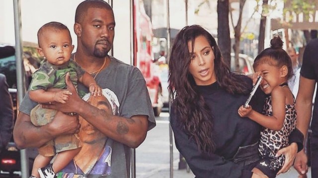 Keluarga Kanye West (Foto: Instagram @kimkardashian)