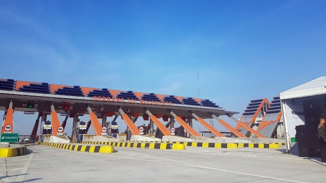 Tol Jombang-Mojokerto (Foto: Yudhistira Amran Saleh/kumparan)