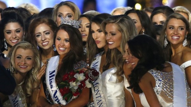 Miss America 2017, Cara Mund. (Foto: Associated Press/Noah K. Murray)