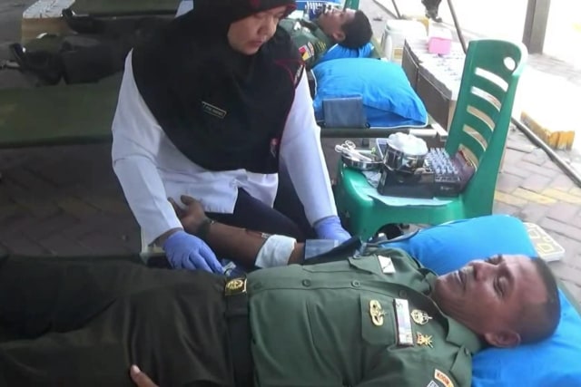 Kodim Kediri Peringati HUT TNI 72 Lewat Kepedulian Donor Darah