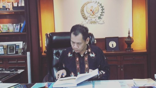 Indra J Piliang (Foto: Instagram @indra.j.piliang)
