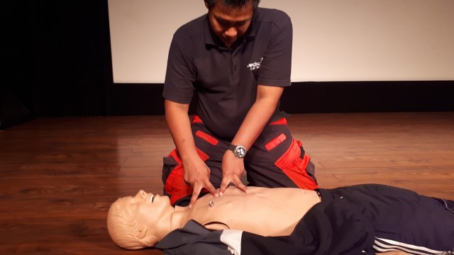 Langkah Penanganan CPR (Foto: Luthfa Nurridha/kumparan)
