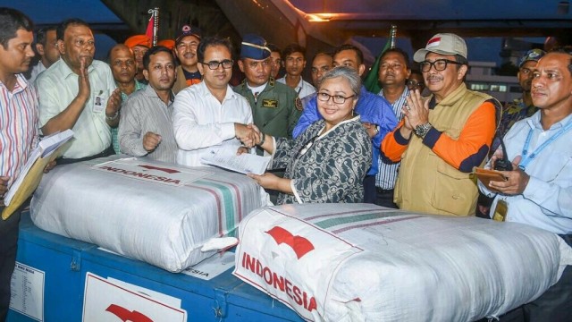 Bantuan untuk Rohingya tiba di Dhaka (Foto: Dok. KBRI Dhaka)