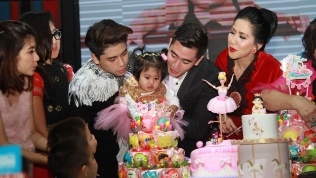 Perayaan Ulang Tahun Anak Venna Melinda