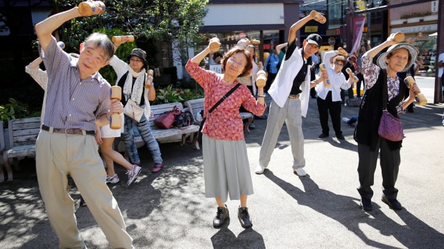Hari Penghormatan Orang Lanjut Usia di Jepang (Foto: REUTERS/Toru Hanai)