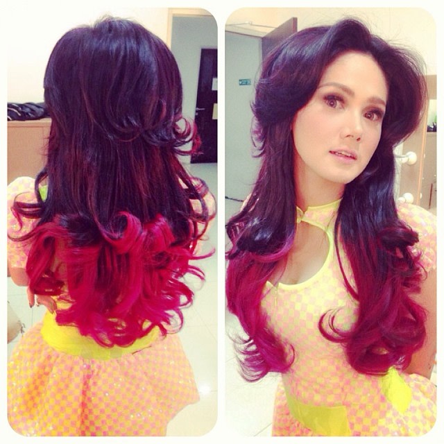 Mulan Jameela mengecat rambut model ombre (Foto: Instagram @mulanjameela1)