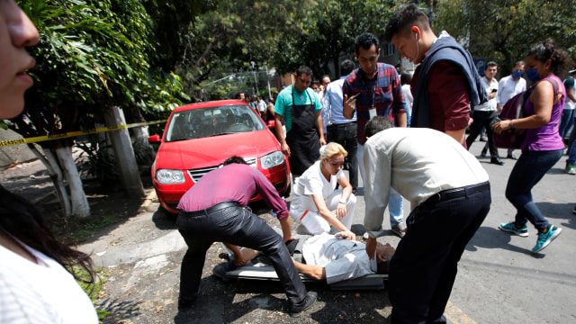 Gempa di Meksiko (Foto: Carlos Jasso/Reuters)