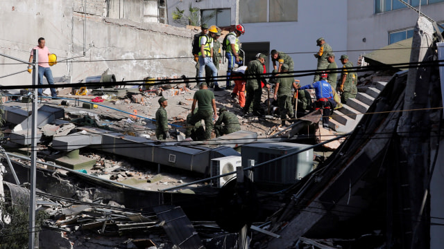 Gempa di Meksiko (Foto: Carlos Jasso/Reuters)