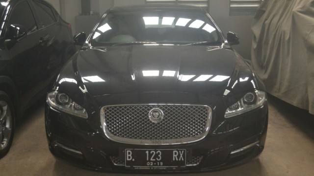 Jaguar M Sanusi yang akan dilelang KPK (Foto: Adhim Mugni/kumparan)