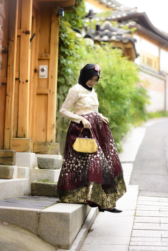 Hanbok dan online
