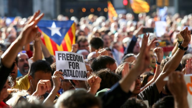Catalunya sudah menyatakan ingin merdeka. (Foto: Reuters/Albert Gea)
