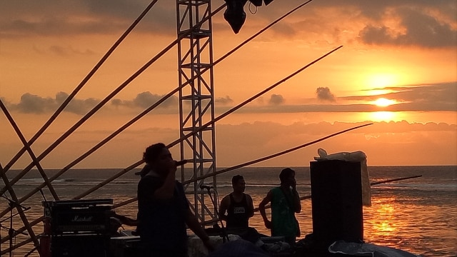 Suasana Acara Senggigi Sunset Jazz (Foto: Achmad Rafiq/kumparan)