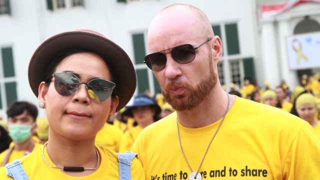 Melaney Ricardo dan Tyson di Kota Tua (Foto: Munady/kumparan)