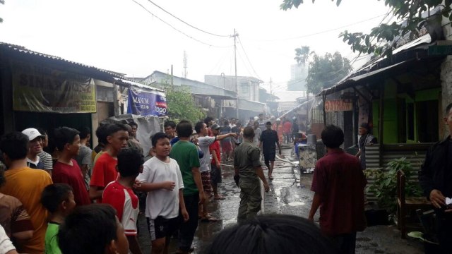 Kebakaran di Kampung Bali, Tanah Abang (Foto: Fadjar Hadi/kumparan)