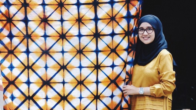 Putri Komar dan Shibotik (Foto: Instagram/ @putrikomar)