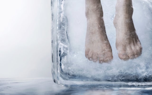 Cryonics Itu Nyata, Membekukan Manusia Agar Hidup Kembali di Masa Depan