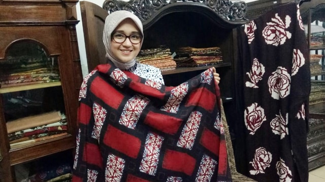 Putri Komar dan Shibotik (Foto: Amanaturrosyidah/kumparan)