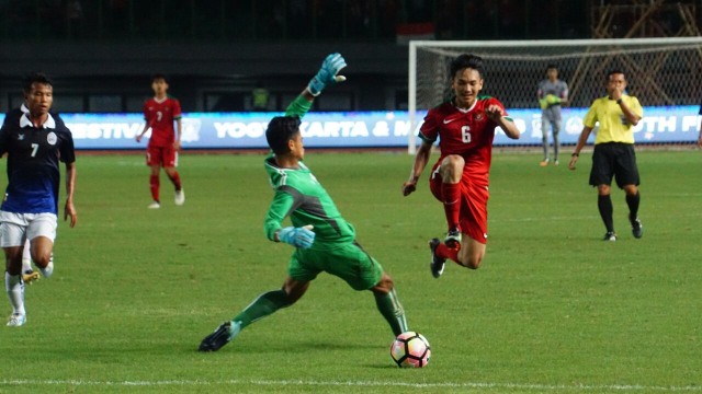 Timnas Indonesia U19 vs Timnas Kamboja U19 (Foto: Aditia Noviansyah/kumparan)