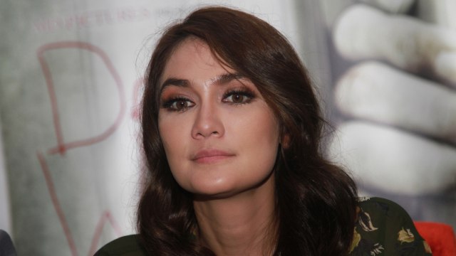 Luna Maya (Foto: Munady Widjaja)