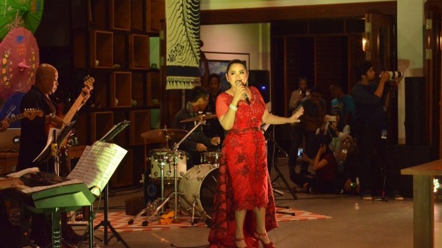 Vina Panduwinata di Ijen Summer Jazz 2017 (Foto: DN. Mustika Sari/kumparan)