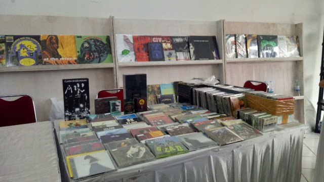 Record Store di Synchronize Festival (Foto: Prabarini Kartika/kumparan)