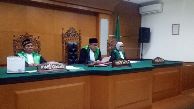 Sidang Perceraian Donny Kesuma  (Foto: Yurika Kencana/kumparan)