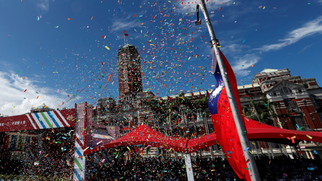 Hari Kemerdekaan Taiwan (Foto: REUTERS/Tyrone Siu)