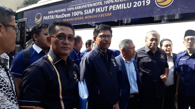 Partai Nasdem mendaftar ke KPU (Foto: Fadjar Hadi/kumparan)