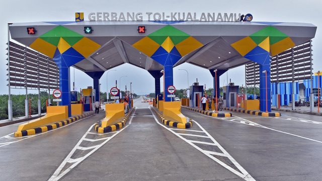 Gerbang Tol Kualanamu, Medan Foto: Agus Suparto - Presidential Palace