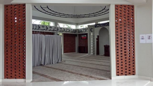 Masjid Al Mubarokah di Kalijodo (Foto: Nabilla Fatiara/kumparan)