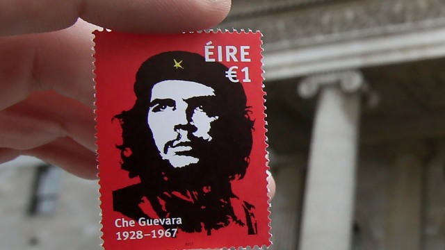 Prangko Che  Guevara (Foto: Paul FAITH / AFP)