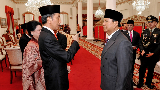 Jokowi bertemu Prabowo.  (Foto: Agus Suparto - Presidential Palace)