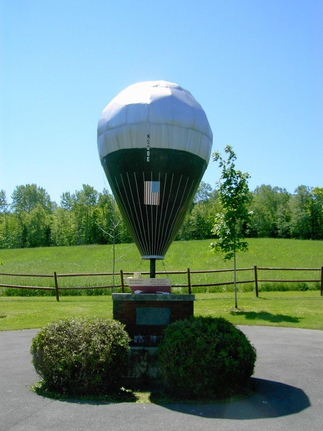 Balon terbang Double Eagle II. (Foto: Wikimedia Commons)