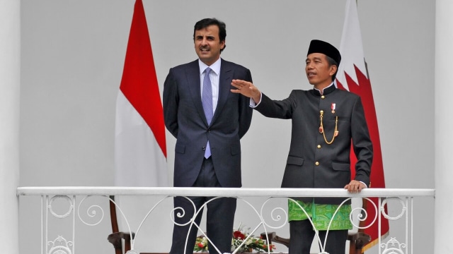 Presiden Jokowi dan Emir Qatar Tamim bin Hamad (Foto: Agus Soeparto)