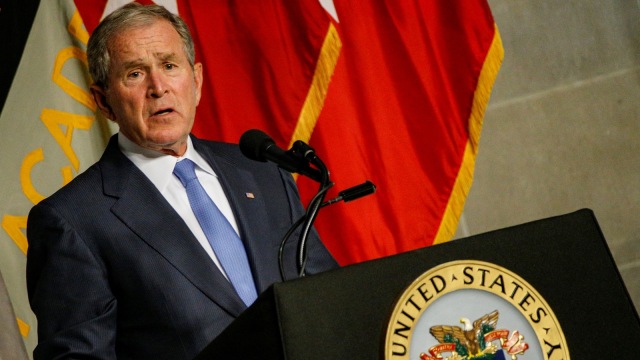 Mantan Presiden AS, George W Bush. (Foto: REUTERS/Brendan McDermid)