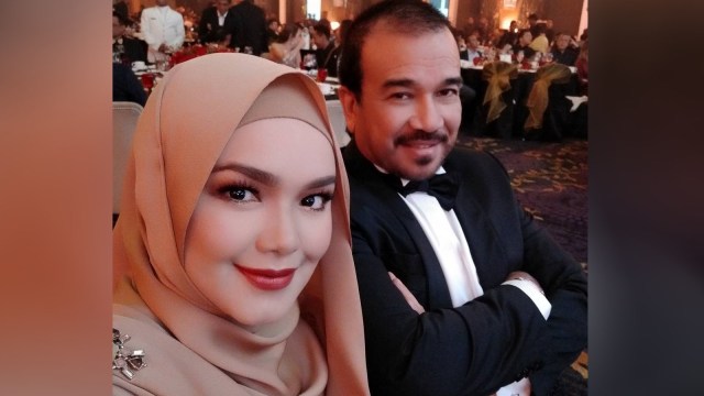 Siti Nurhaliza dan suami. (Foto: Instagram/@ctdk)