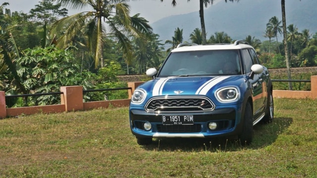  Ilustrasi MINI Cooper S Countryman Foto: Gesit Prayogi/kumparan