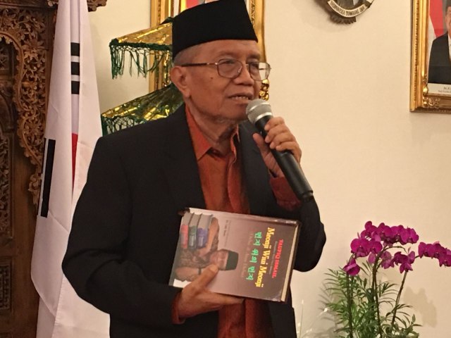 Taufiq Ismail (Foto: dok: Aji Surya)