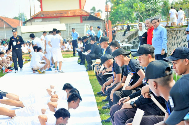 Kemenkumham Gandeng Brimob Uji CPNS Penjaga Tahanan di Tes Kemenkumham Gandeng Brimob Uji CPNS Penjaga Tahanan di Tes