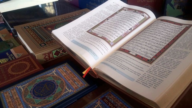 Produk Al-Quran  Hasil Cetakan UPQ di Ciawi (Foto: Fadjar Hadi/kumparan)