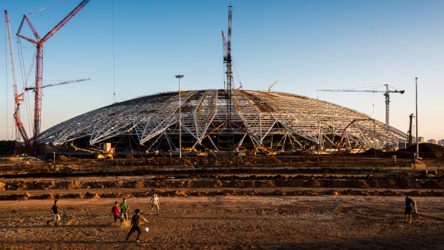 Pembangunan stadion di Samara. (Foto: AFP/Francois Marit)
