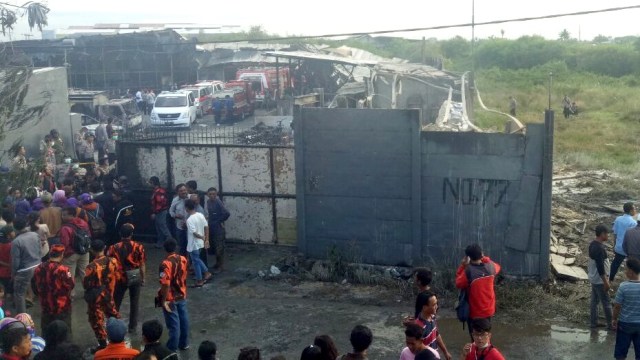 Pasca ledakan gudang petasan di Kosambi. (Foto: Adhim Mugni/kumparan)