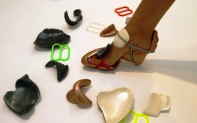 Sepatu Aneh Dan Unik Kumparan Com