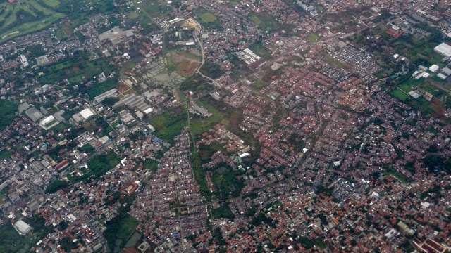 Pemukiman penduduk di wilayah Jakarta (Foto: Aditia Noviansyah/kumparan)