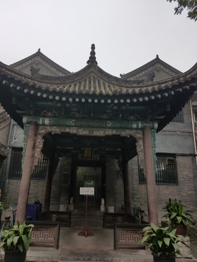 Gedung tempat wudhu Masjid Xi'an (Foto: Arifin Asydhad/kumparan)