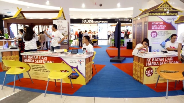 Pameran promo hot deals wisata cross border (Foto: Salmah Muslimah/kumparan)