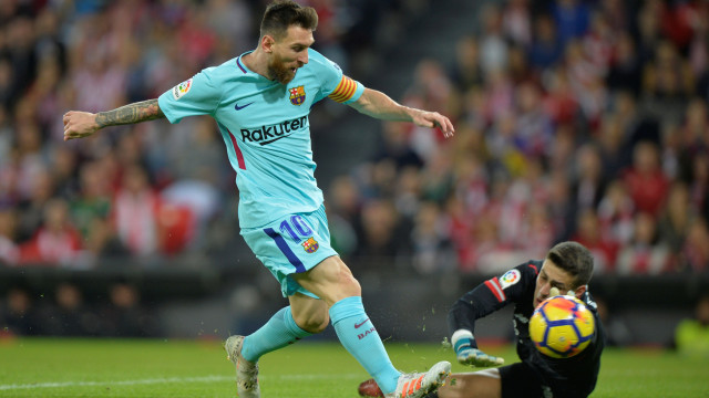 Gol Messi selamatkan Barcelona. (Foto: REUTERS/Vincent West)