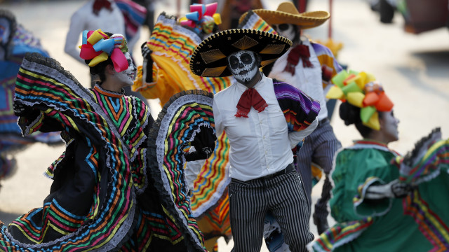Festival Parade Kematian Meksiko (Foto: AP/Eduardo Verdugo)